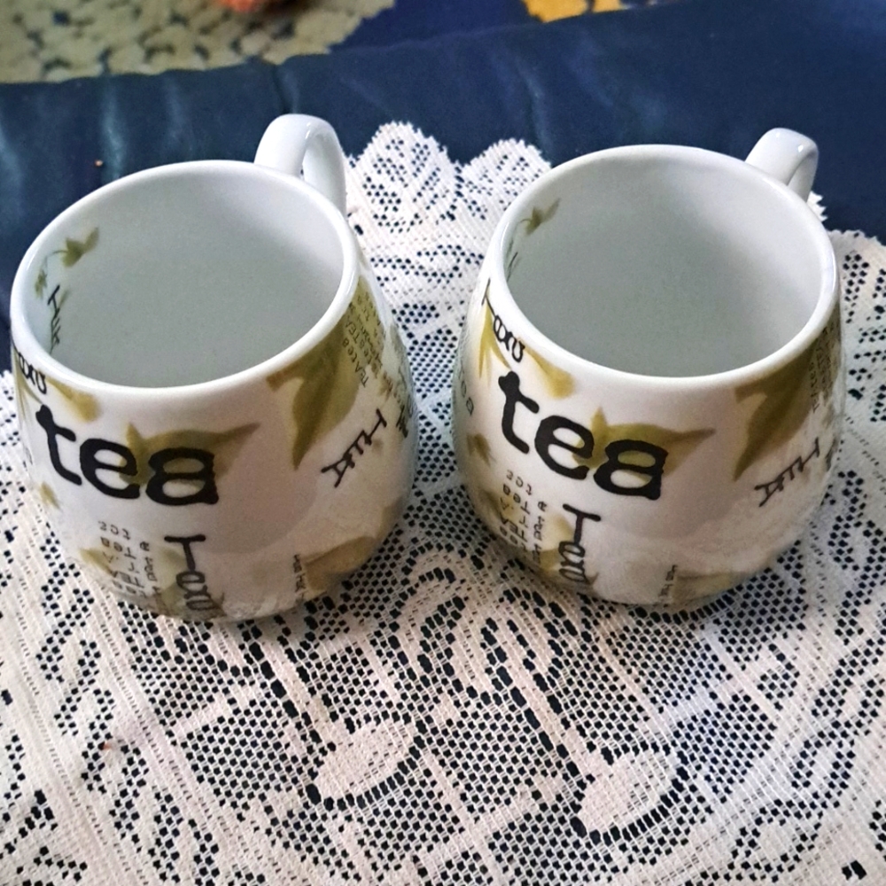 Konitz tea collage cuddle mugs X 2